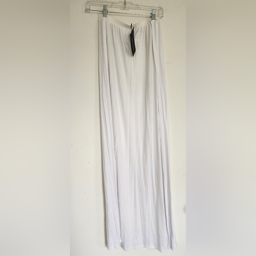 NWT PrettyLittleThing White Double Leg Slit Beach Skirt Size 6
